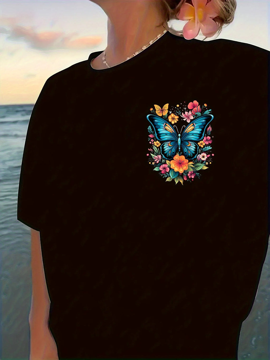 1. T-Shirt 100% Cotton Women's Short Sleeve Crew Neck T-Shirt Butterflies Floral Print